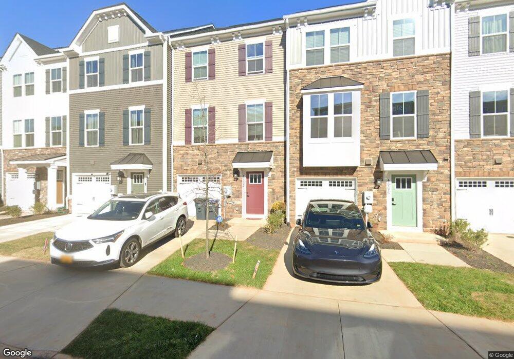 46294 Mount Kellogg Terrace unit 302E, Sterling, VA 20164 - photo 1