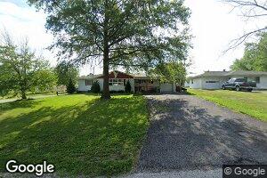 1404 Gantz St, Macon, MO 63552
