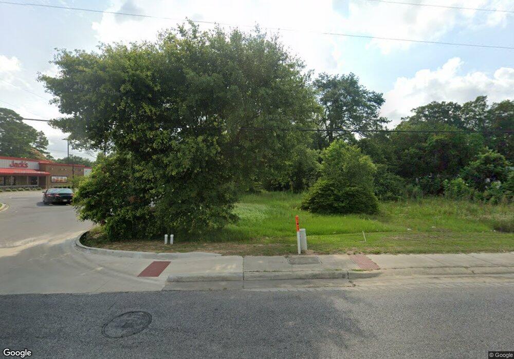 814 N Main St, Atmore, AL 36502 - photo 1