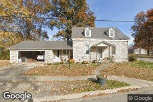 915 Carlyle Rd, Bartelso, IL 62218