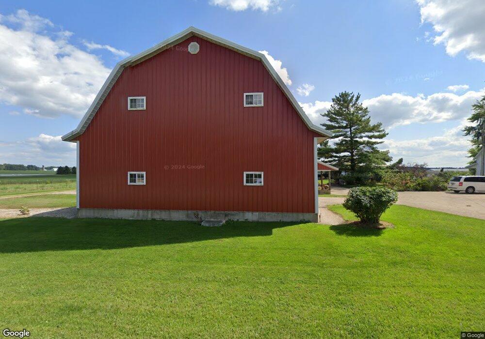 2484 E 500 S, Berne, IN 46711 - photo 1