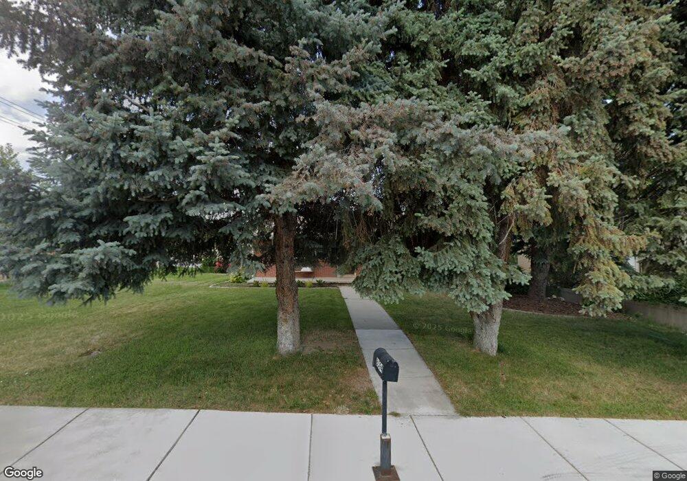 8594 S Mesa Dr, Sandy, UT 84093 - photo 1