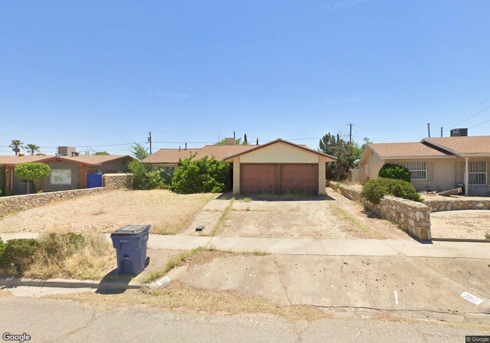 2102 Abril Dr, El Paso, TX 79935 - photo 1