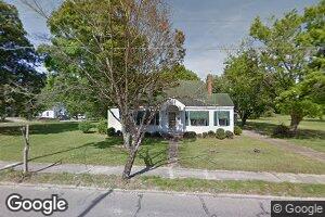 803 N King St, Windsor, NC 27983