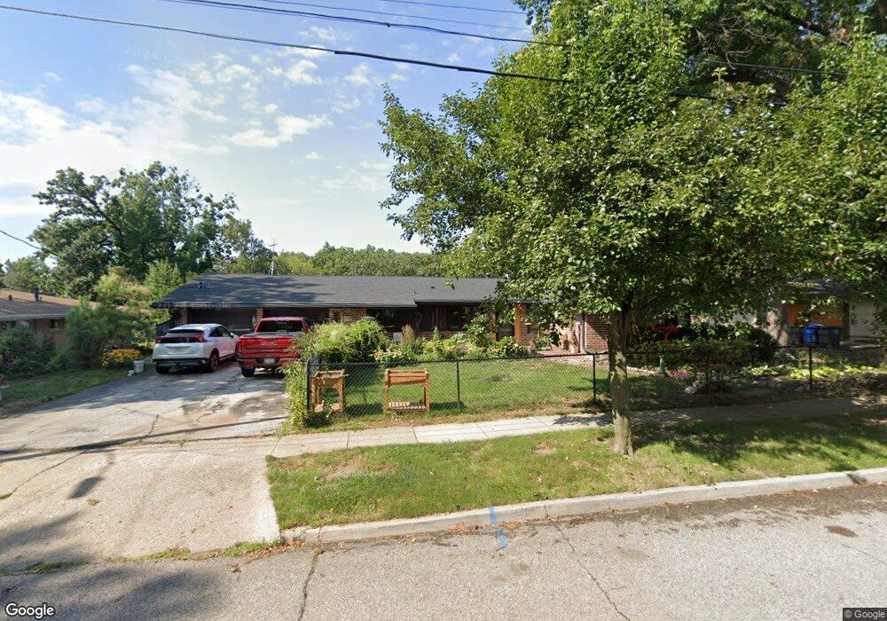 2726 Lynner Dr, Des Moines, IA 50310 - photo 1