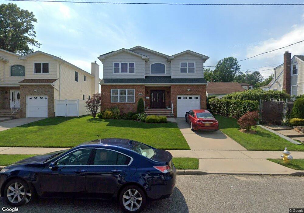 160 Doris Ave, Franklin Square, NY 11010 - photo 1