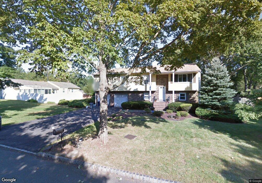 3 Evergreen Ct, Piscataway, NJ 08854 - photo 1