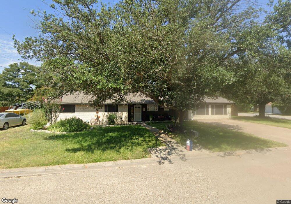 606 S College Ave, Troy, TX 76579 - photo 1