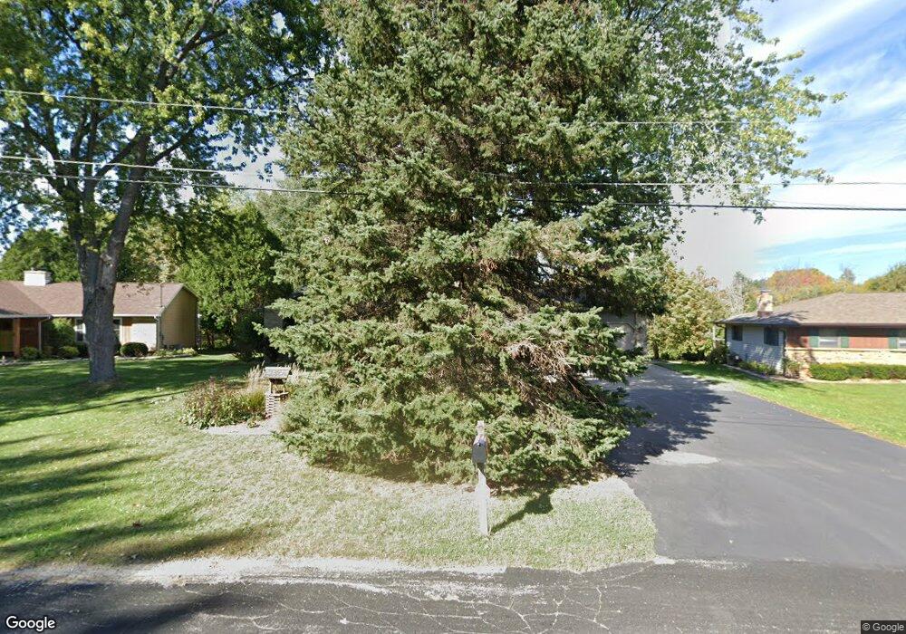 N9667 Mary Dr, Appleton, WI 54915 - photo 1