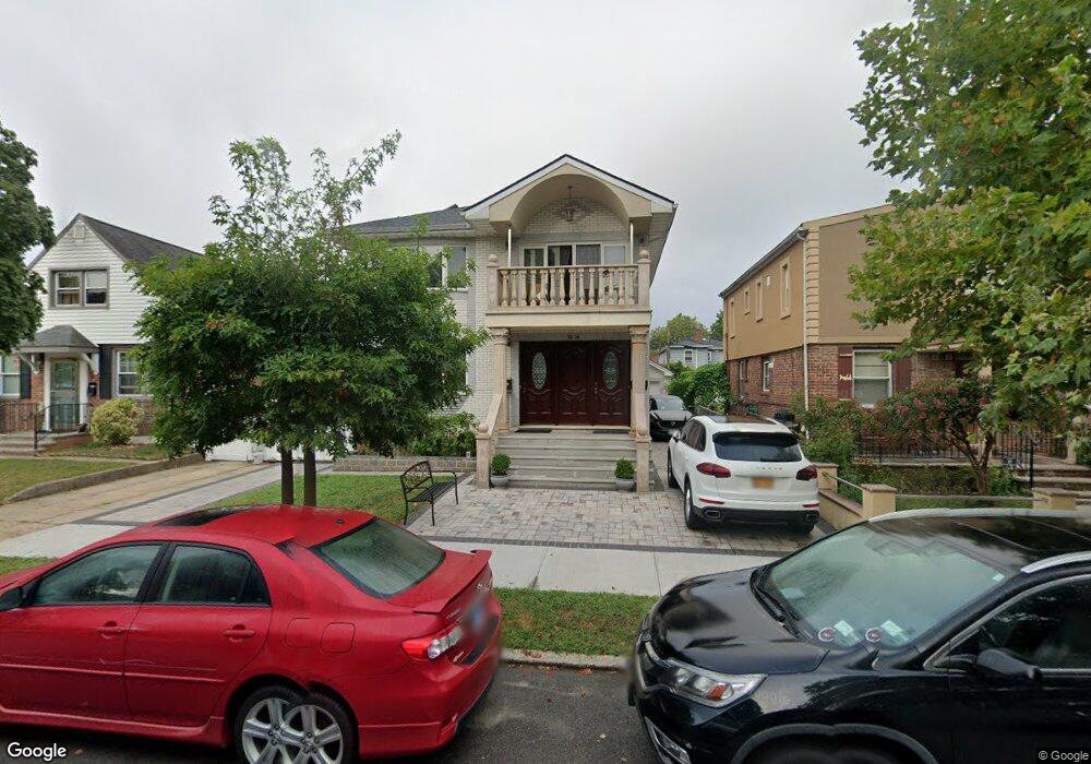 5024 190th St, Fresh Meadows, NY 11365 - photo 1