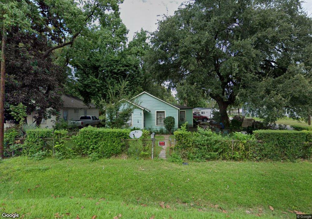 3111 Caplin St, Houston, TX 77026 - photo 1