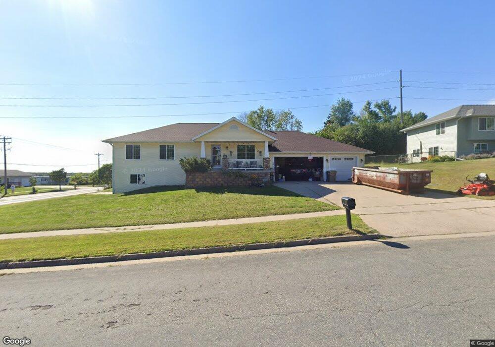 2902 Old Orchard Rd, Eau Claire, WI 54703 - photo 1