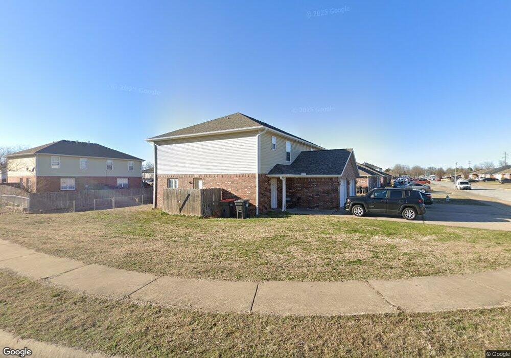 434 Chartres Ave, Springdale, AR 72764 - photo 1