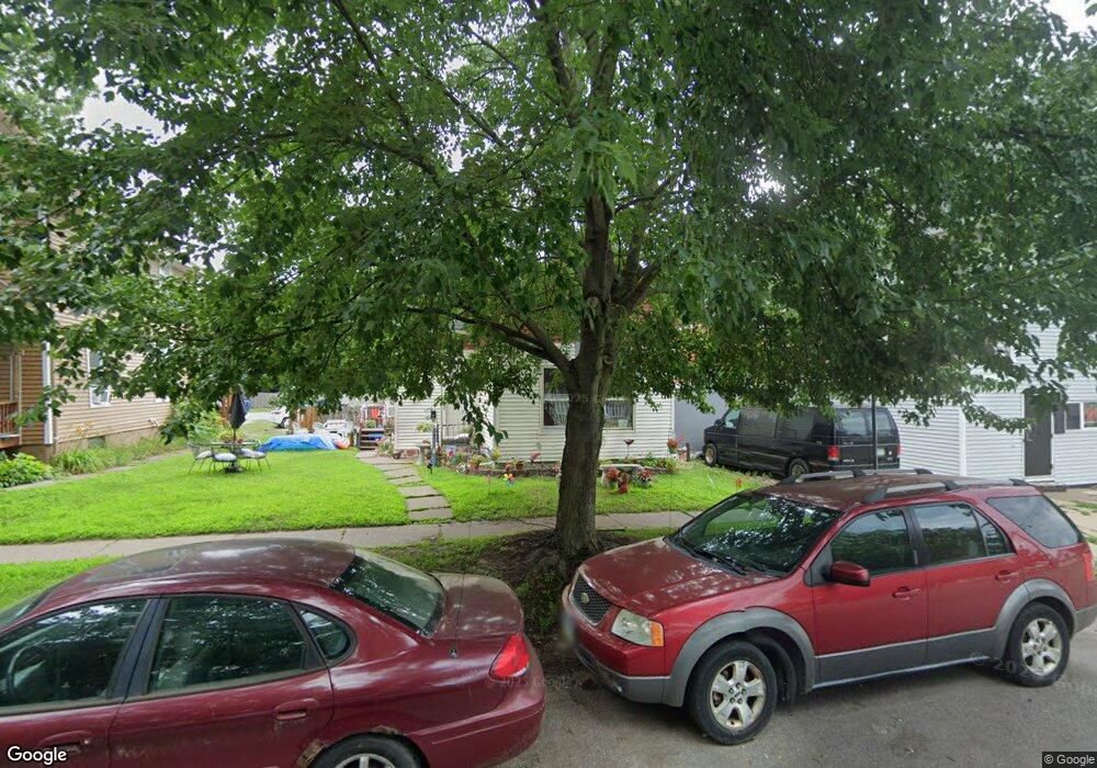 1727 W 6th St, Davenport, IA 52802 - photo 1