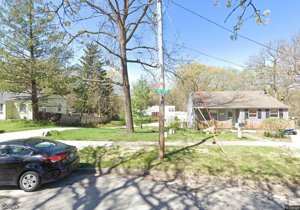 1804 28th St, Des Moines, IA 50310 - photo 1