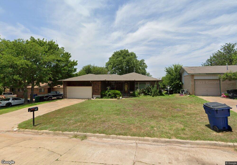 117 Ridgecrest Dr, Duncan, OK 73533 - photo 1