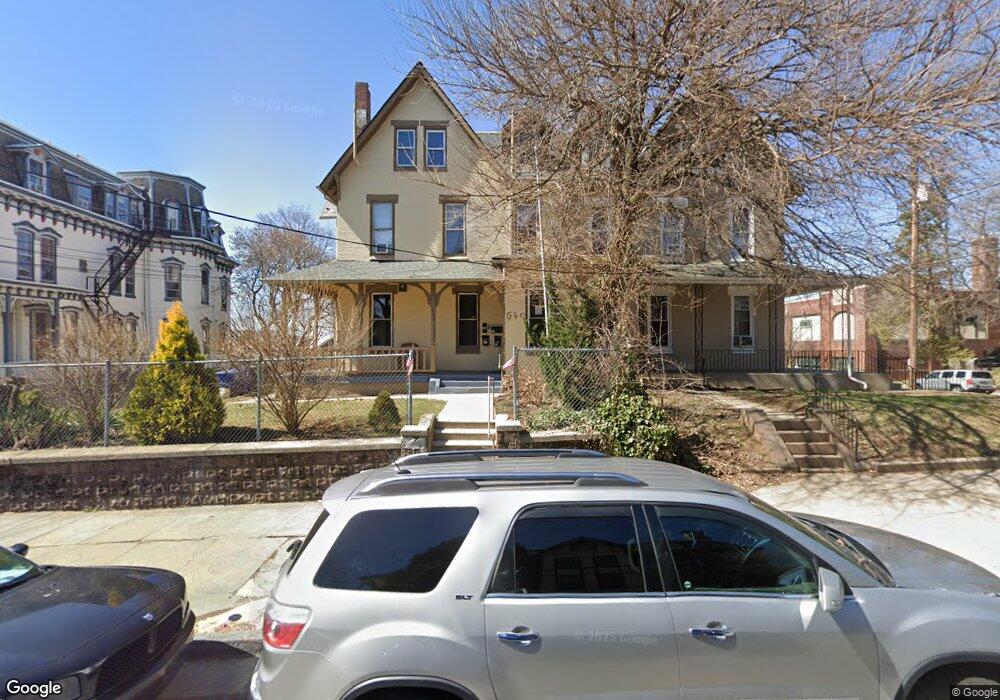 642 N 3rd St, Reading, PA 19601 - photo 1