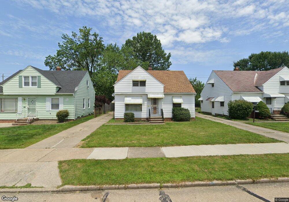 19413 Longview Ave, Maple Heights, OH 44137 - photo 1