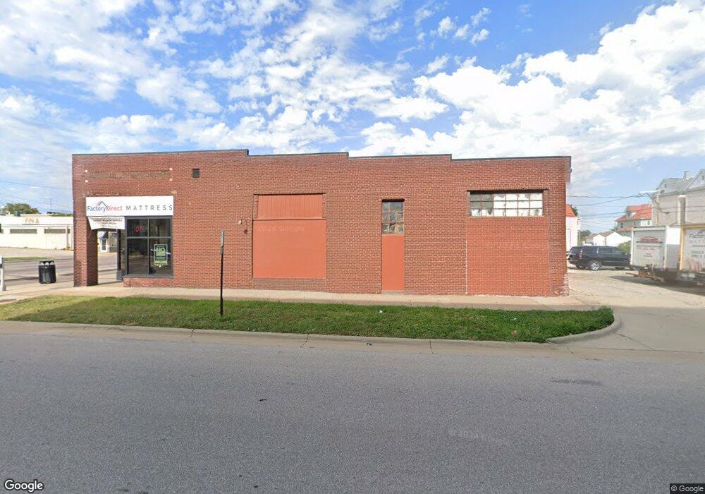 703 3rd Ave SE, Cedar Rapids, IA 52401 - photo 1