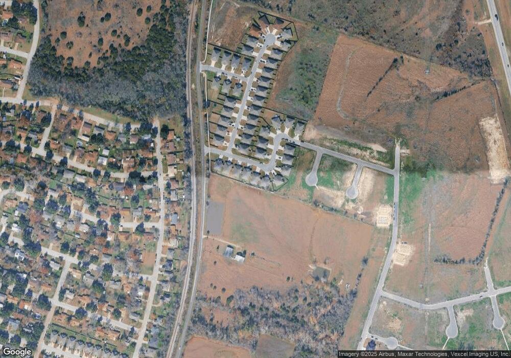 815 Eastland Dr unit b, Temple, TX 76501 - photo 1