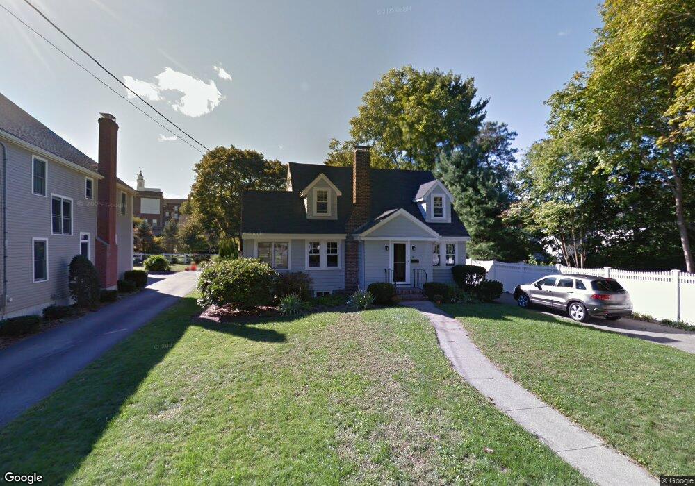 18 Fairlawn St, Needham, MA 02492 - photo 1