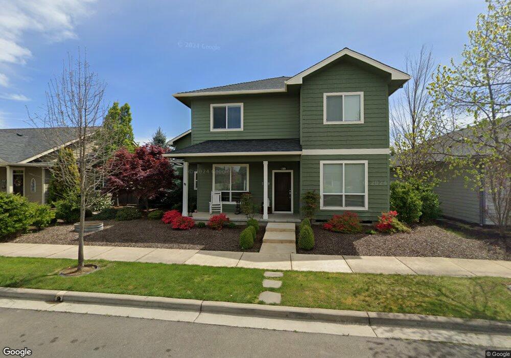 549 Bridge Creek Dr, Central Point, OR 97502 - photo 1