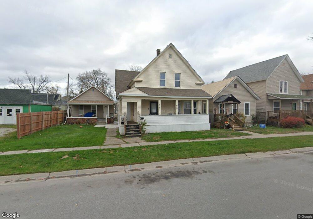931 Chestnut St, Port Huron, MI 48060 - photo 1