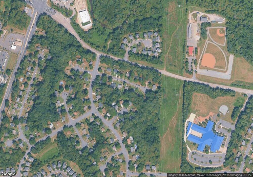 2509 Tabor Ct, Woodbridge, VA 22191 - photo 1