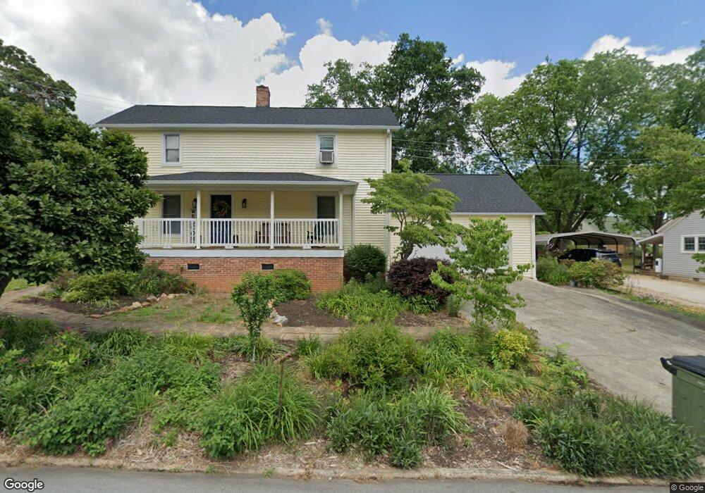 301 Jaynes St, Walhalla, SC 29691 - photo 1