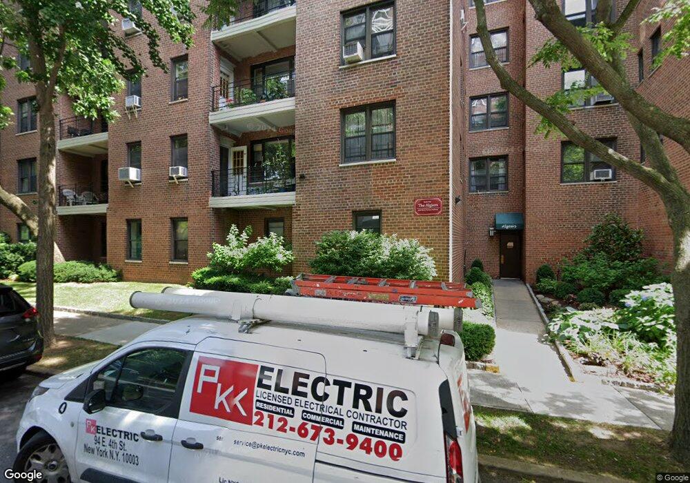 3616 Henry Hudson Pkwy unit 3BN, Bronx, NY 10463 - photo 1