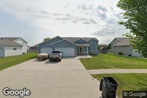 3562 Lincoln St S, Fargo, ND 58104