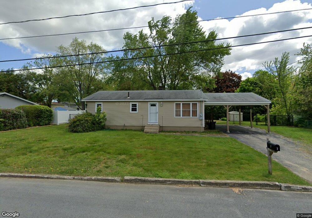 7 Meridian Dr, Dover, NH 03820 - photo 1