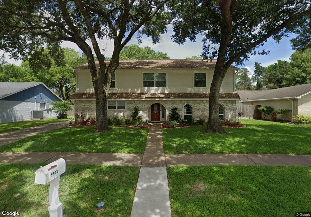 5502 Long Creek Ln, Houston, TX 77088 - photo 1