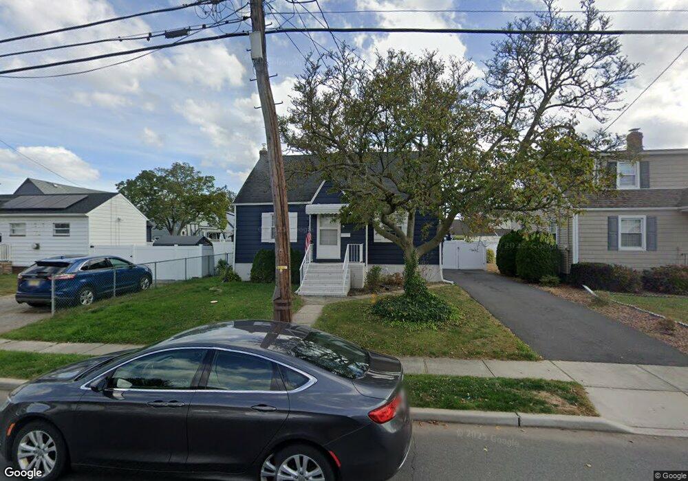 18 Linden St, Carteret, NJ 07008 - photo 1