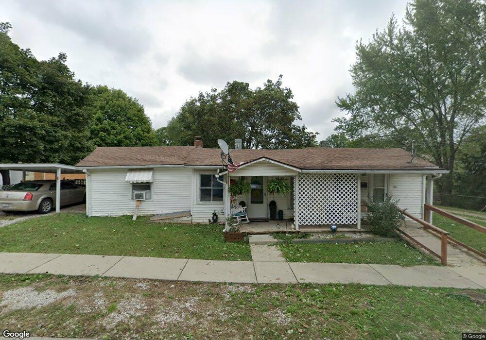 331 Pickett St, Plainfield, IN 46168 - photo 1