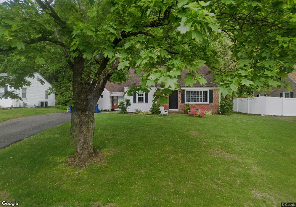 215 Laurel Rd, West Springfield, MA 01089 - photo 1