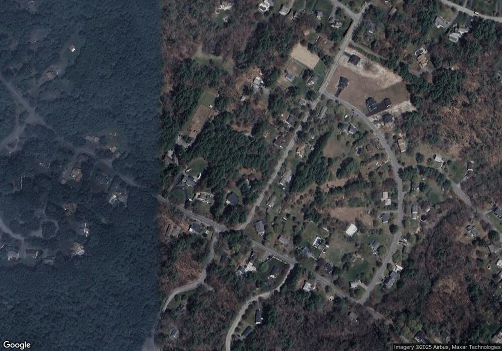 8 Warren St, Georgetown, MA 01833 - photo 1