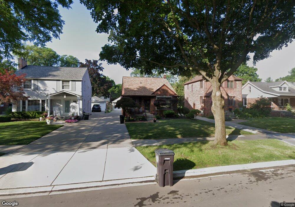 353 Kerby Rd, Grosse Pointe Farms, MI 48236 - photo 1