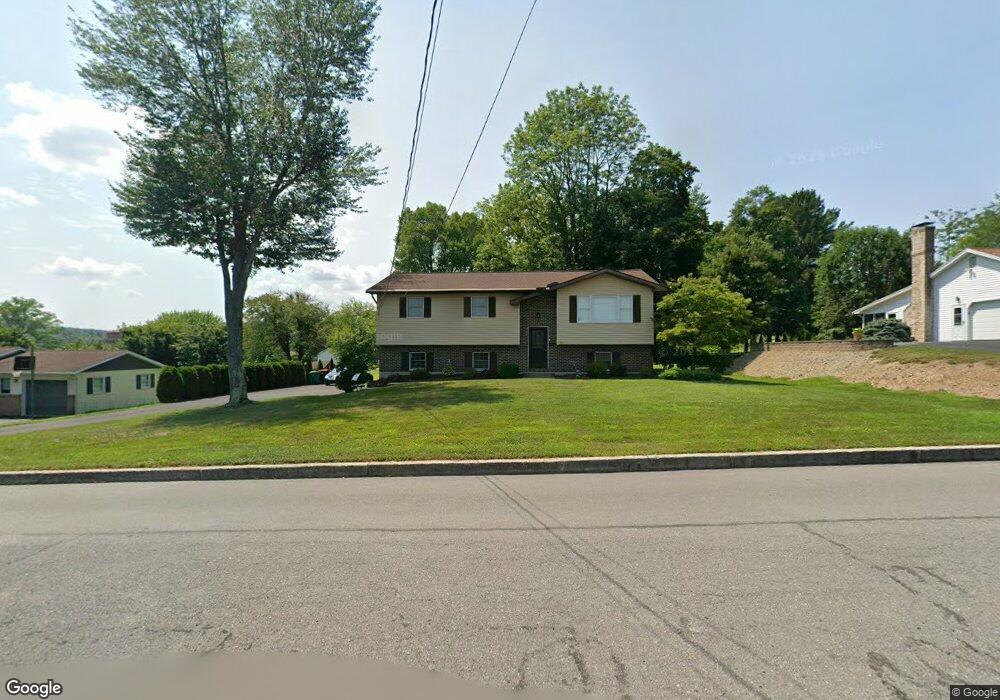 424 S 8th St, Lehighton, PA 18235 - photo 1