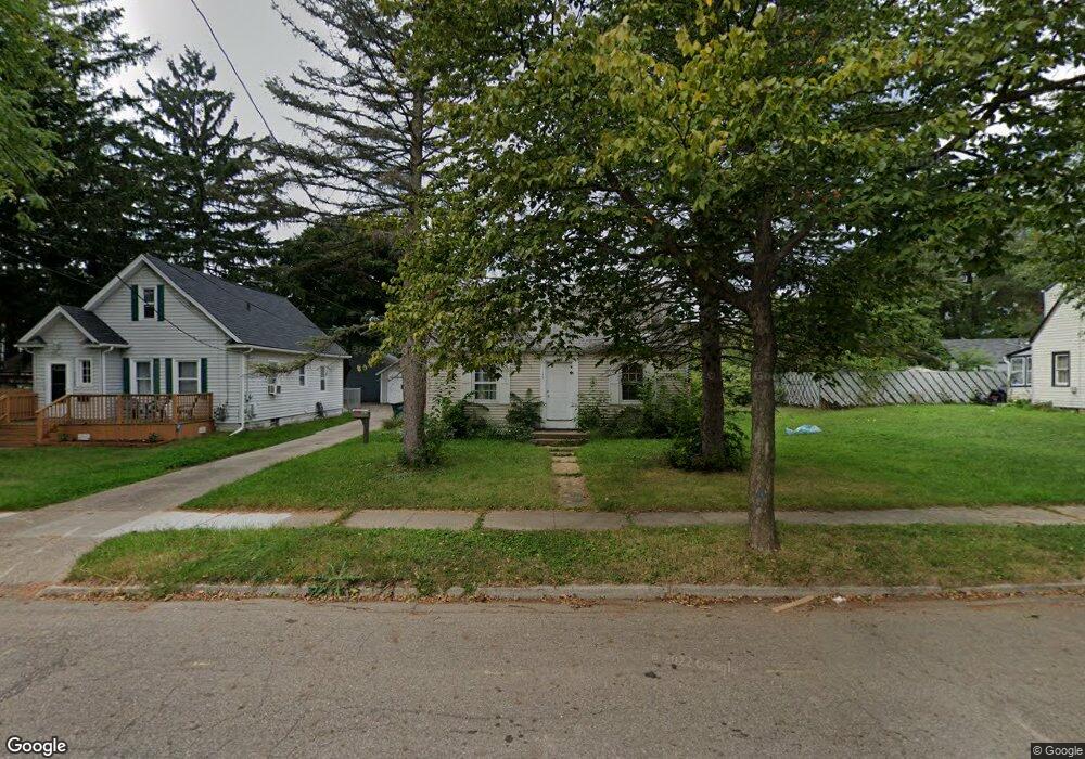 1133 Comfort St, Lansing, MI 48915 - photo 1