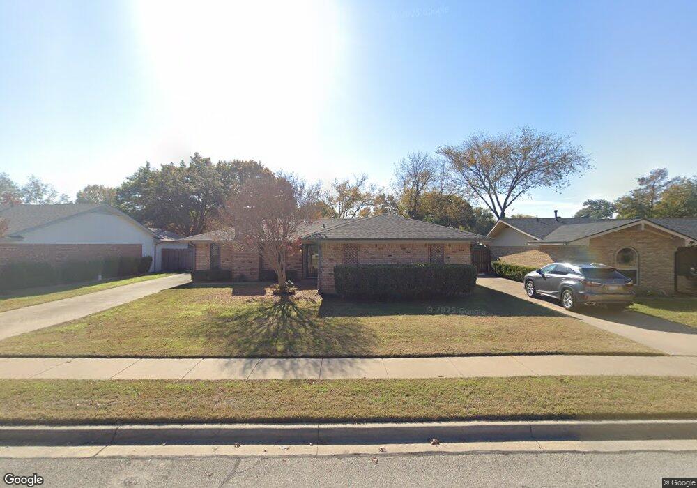 1620 Lexington Place, Bedford, TX 76022 - photo 1