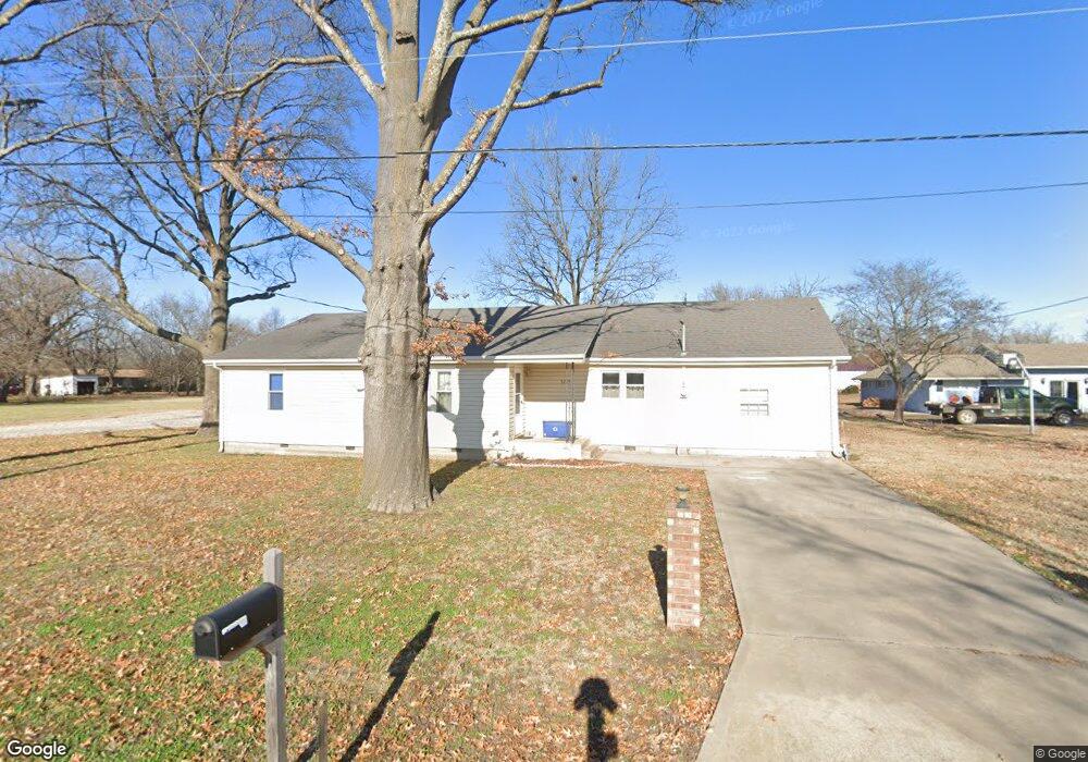 3229 Mosher Rd, Parsons, KS 67357 - photo 1