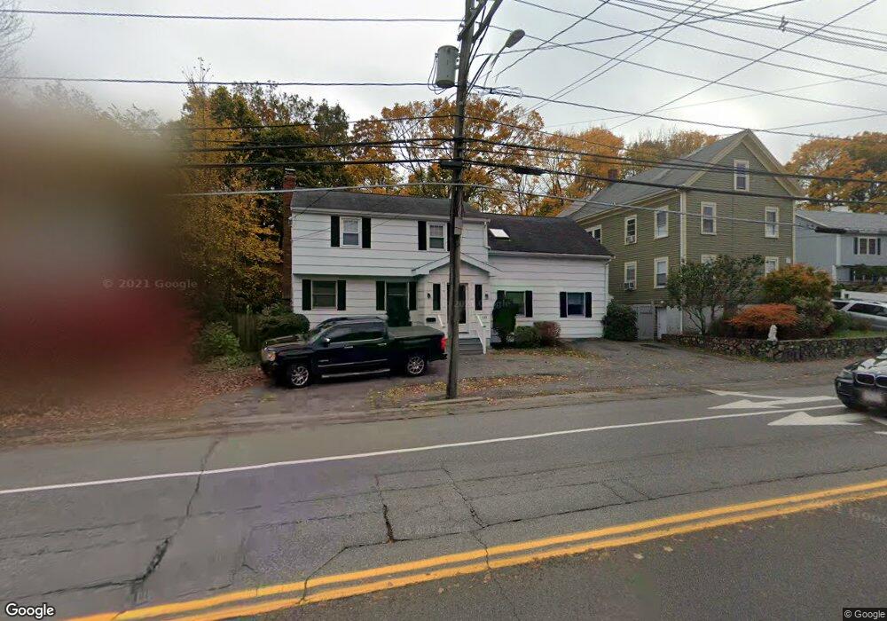 284 Pleasant St, Marblehead, MA 01945 - photo 1