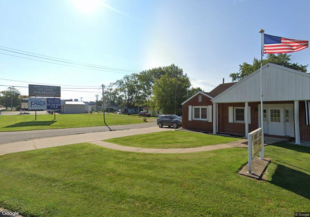 39 4th St NW, Linton, IN 47441 - photo 1