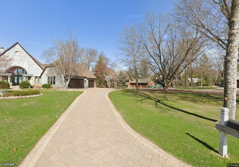 5355 Elmridge Cir, Excelsior, MN 55331 - photo 1