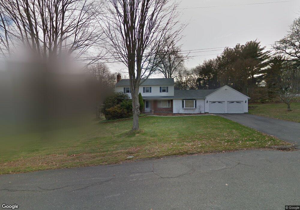 21 Brookhedge Rd, Trumbull, CT 06611 - photo 1