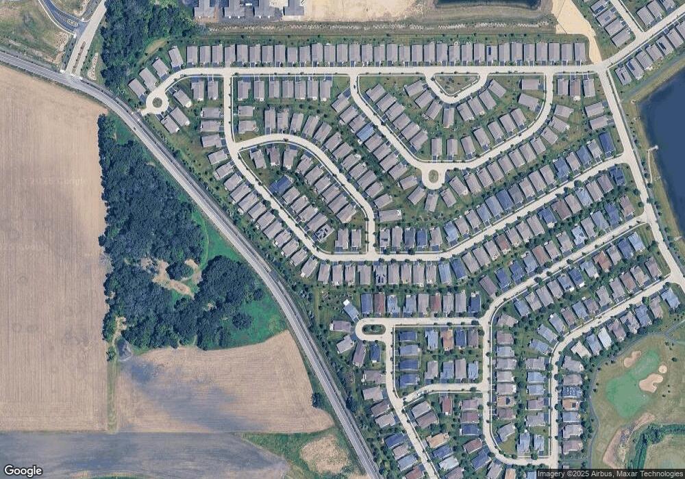 1076 Prescott Ln, Pingree Grove, IL 60140 - photo 1