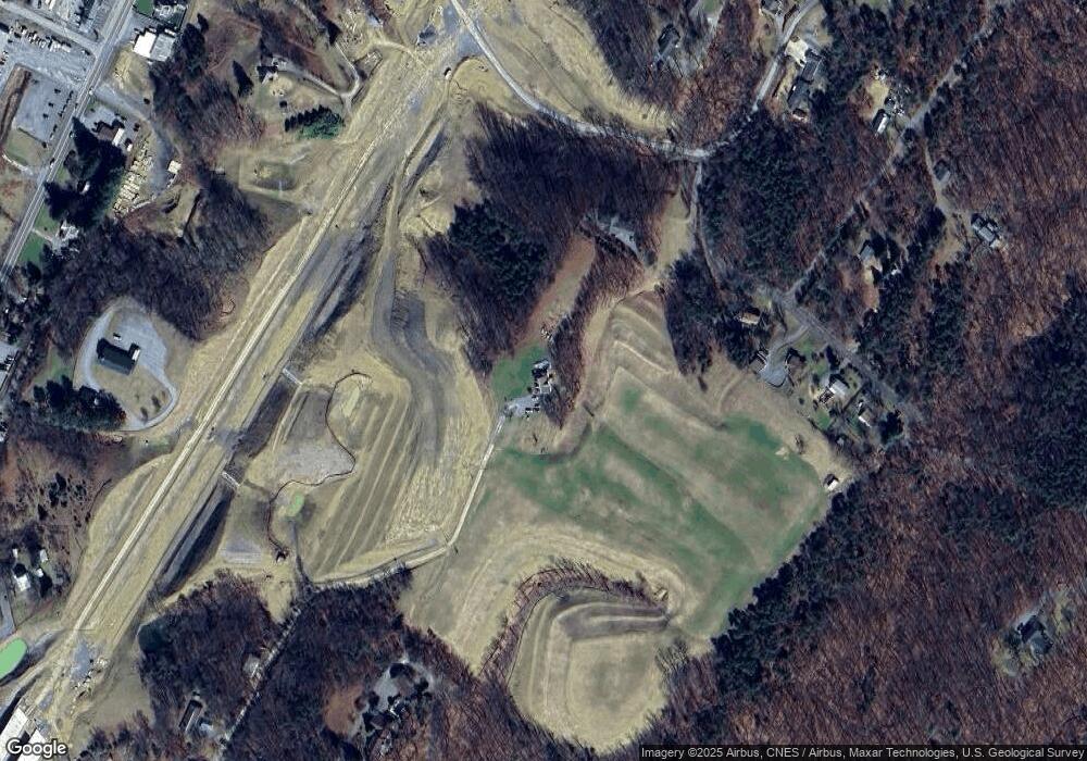 350 Dakota Ln, Berkeley Springs, WV 25411 - photo 1