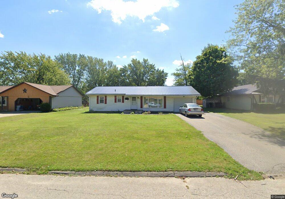 313 N Hillcrest Dr, Logansport, IN 46947 - photo 1