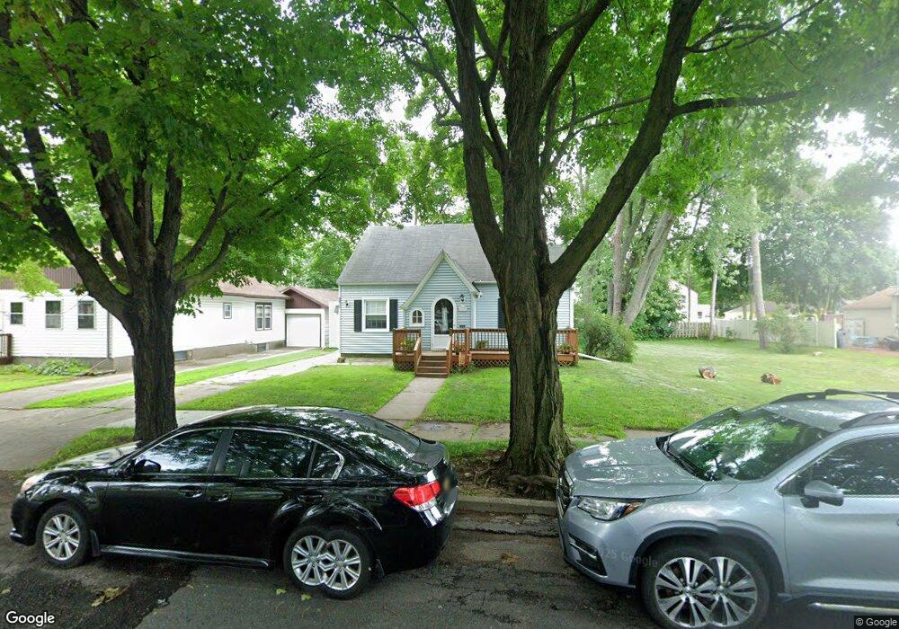 1813 16th Ave, Menominee, MI 49858 - photo 1